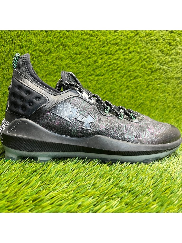 Under Armour Harper 8 Low St Mens Size 7.5 Black White Running Baseball Cleats